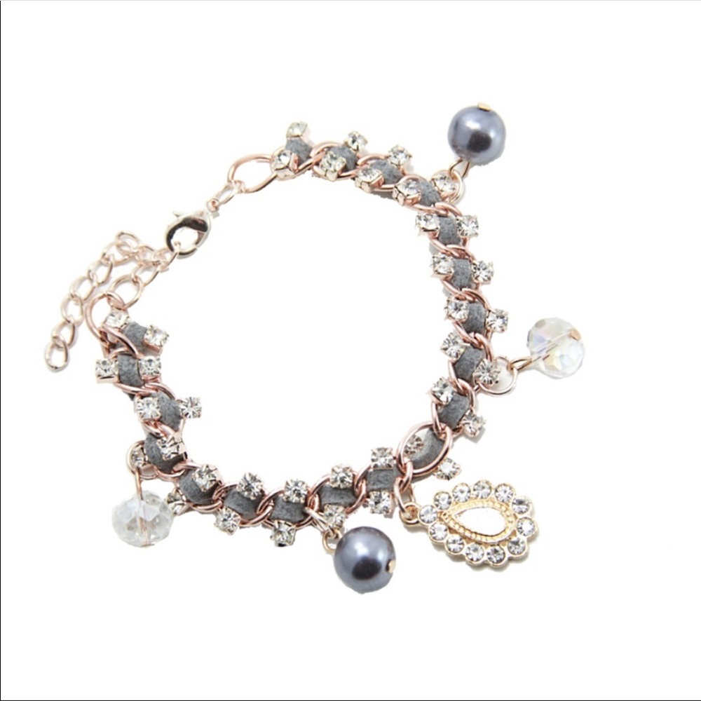 Dainty gray pearl crystal bracelet